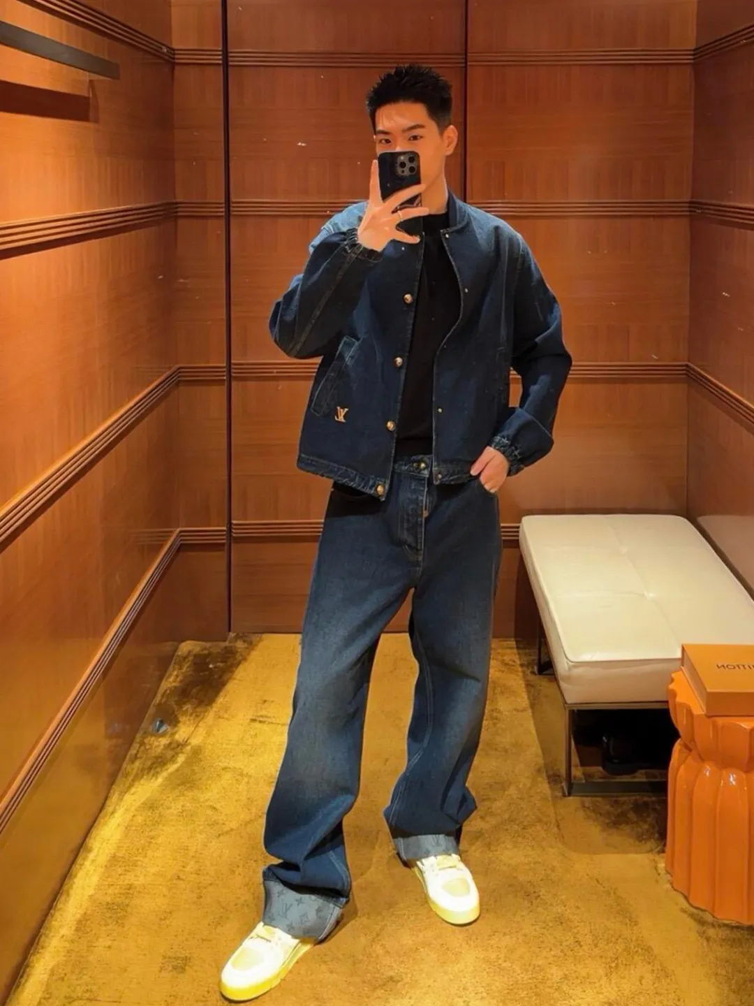 Louis Vuitton/Louis Vuitton cuffed presbyopic skateboard jeans